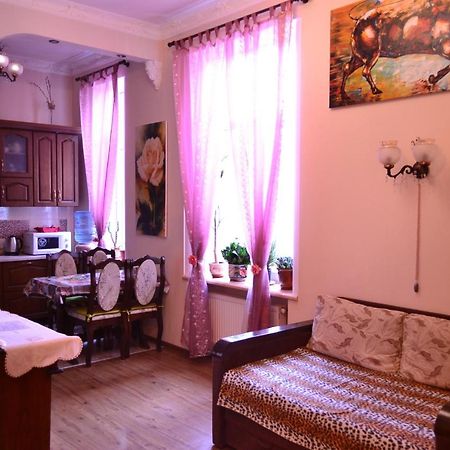 Apartment On Shevchenka Boulevard Тернополь Экстерьер фото