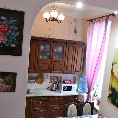 Apartment On Shevchenka Boulevard Тернополь Экстерьер фото