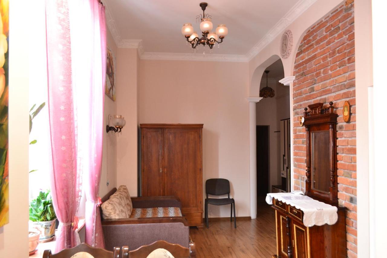 Apartment On Shevchenka Boulevard Тернополь Экстерьер фото