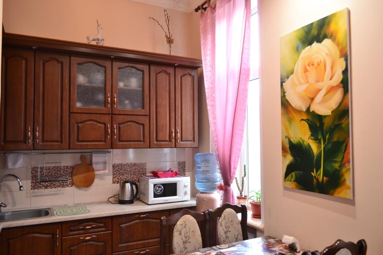 Apartment On Shevchenka Boulevard Тернополь Экстерьер фото