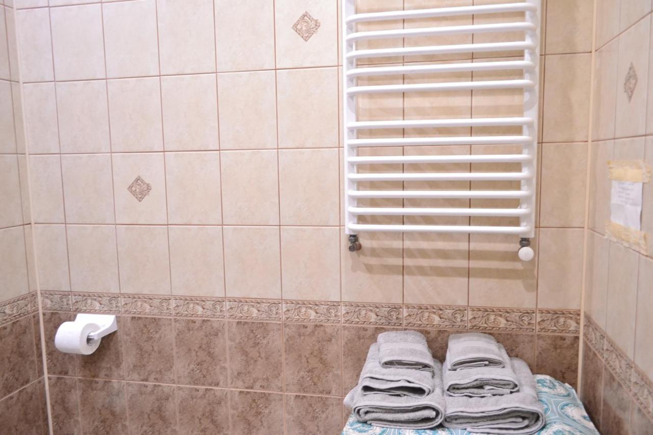 Apartment On Shevchenka Boulevard Тернополь Экстерьер фото
